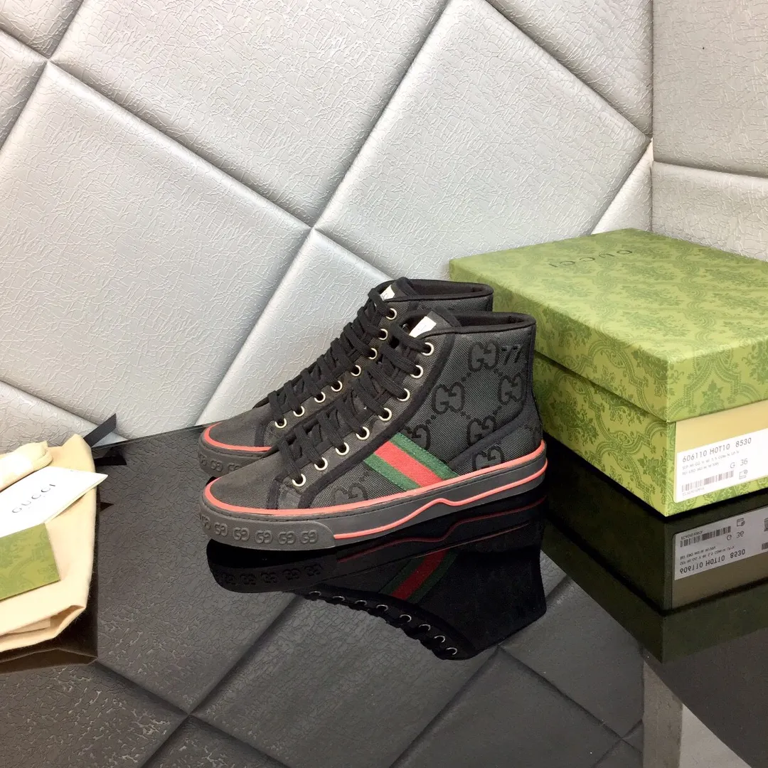 👟👟Ex-factory price 480👟👟 Women's Shoes Factory GUCCI 2020 latest classic 1977 low-cut double G canvas shoes, original purchase, 1:1 development, original lasting process. Size: 35-45/45. Customized items are non-returnable and must be paid first. . ...new version complete package...